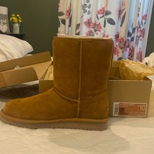 Koolaburra by UGG W Koola Short boots New in box